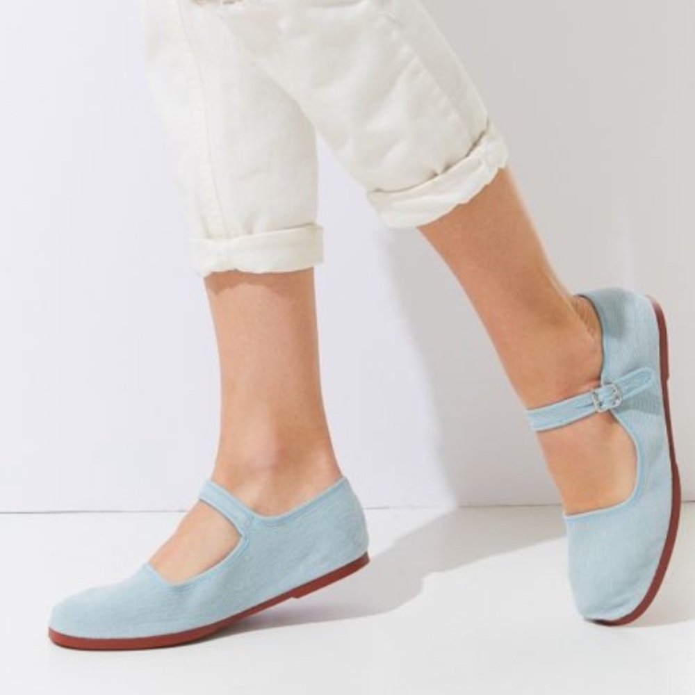 Urban outfitters flats